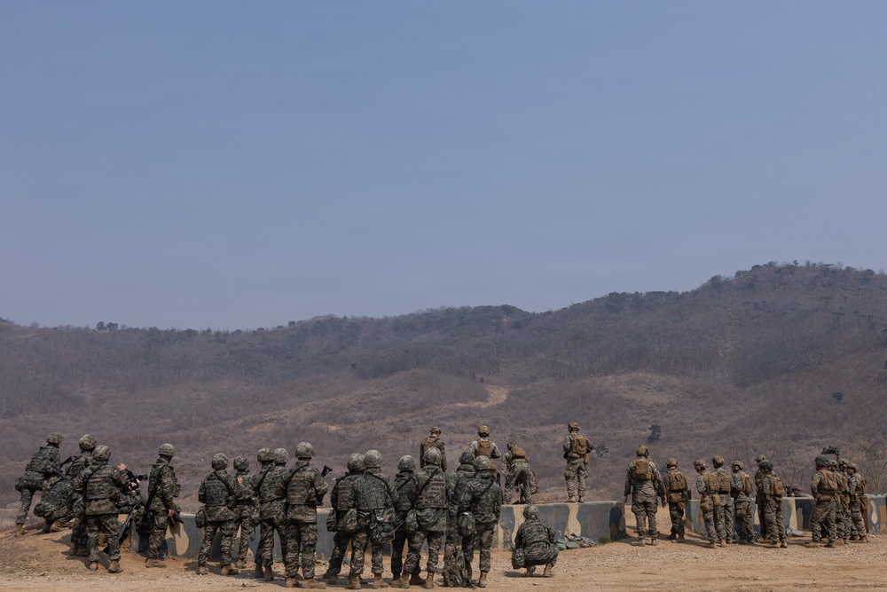U.S. Marines with 12th LCT Execute Bilateral Live-Fire Range: Day 1