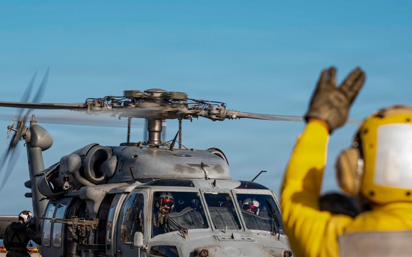 USS Tripoli Conducts Live-Hoist Training