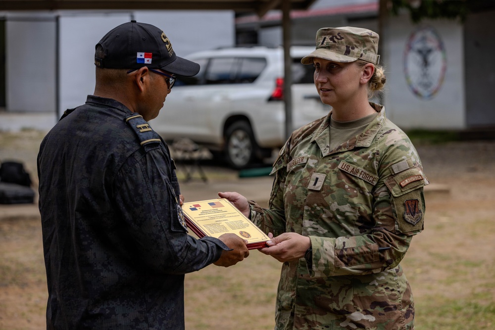 U.S. Air Force and Servicio de Protección Institucional: Graduation