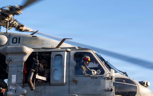 USS Tripoli Conducts Live-Hoist Training