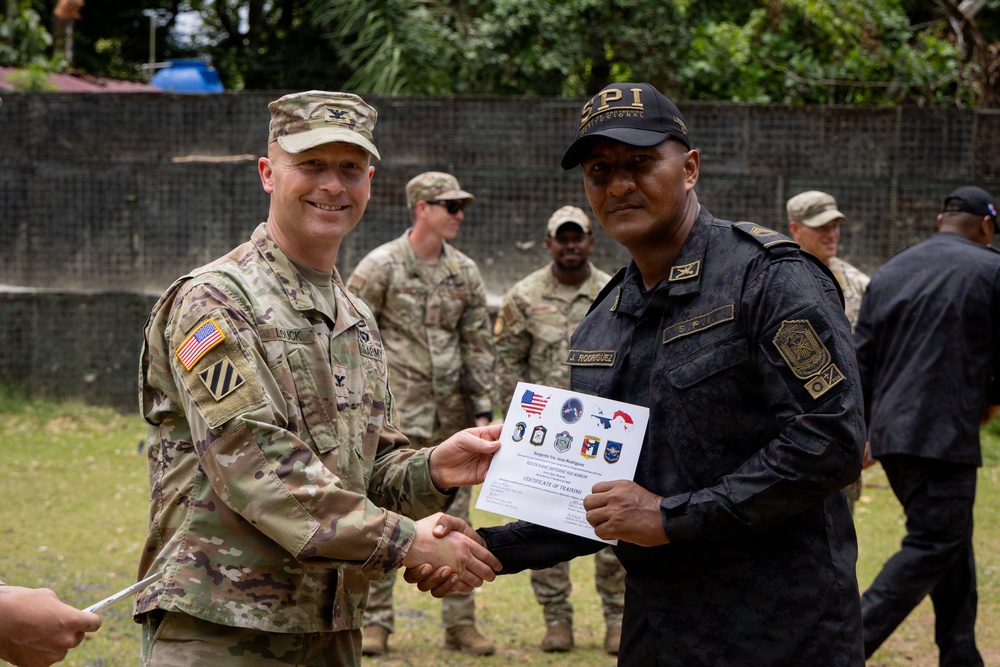 U.S. Air Force and Servicio de Protección Institucional: Graduation