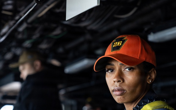 USS John P. Murtha returns to Naval Base San Diego following Artemis II recovery