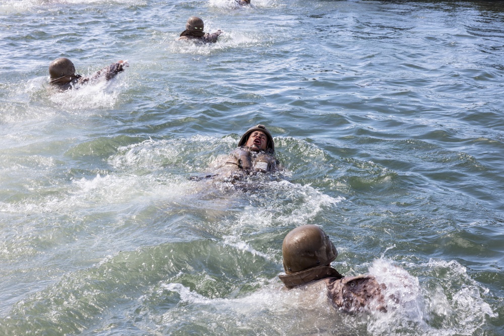 BLT 2/4 conducts ACV Water integration Training Program