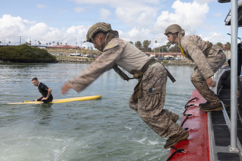 BLT 2/4 conducts ACV Water integration Training Program