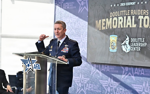 CSAF Wilsbach makes Doolittle Raiders toast
