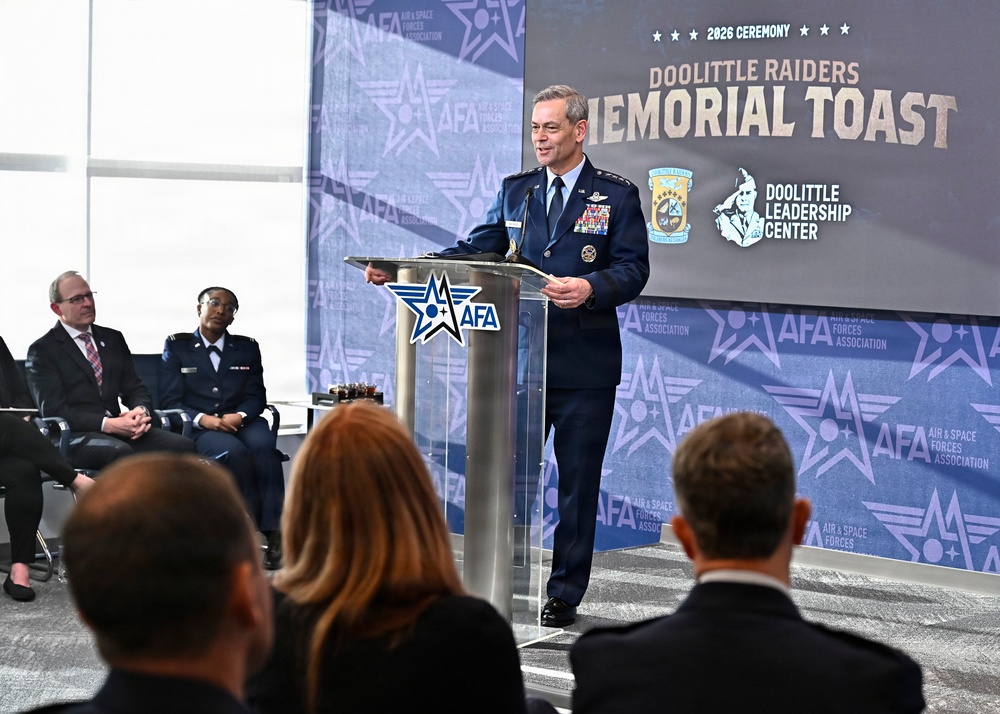 CSAF Wilsbach makes Doolittle Raiders toast