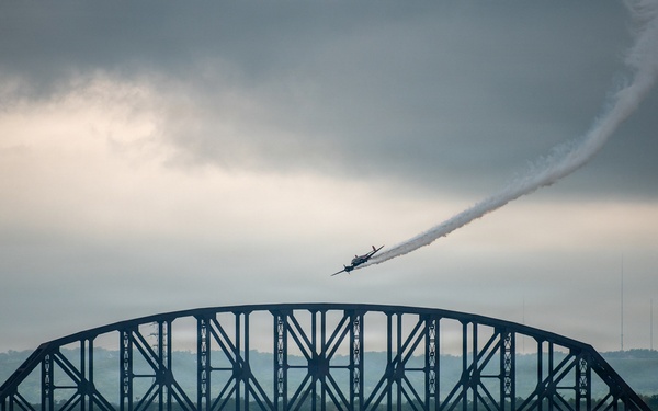 Thunder air show returns to banks of Ohio River with KYANG aircraft