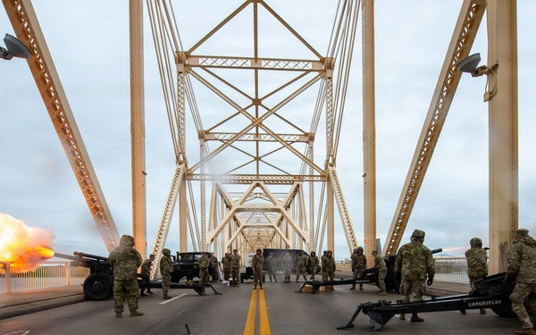 Thunder air show returns to banks of Ohio River with KYANG aircraft