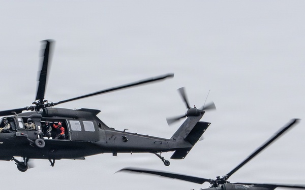 Military aircraft showcase capabilities during Thunder Over Louisville air show