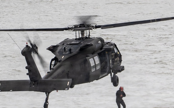 Military aircraft showcase capabilities during Thunder Over Louisville air show