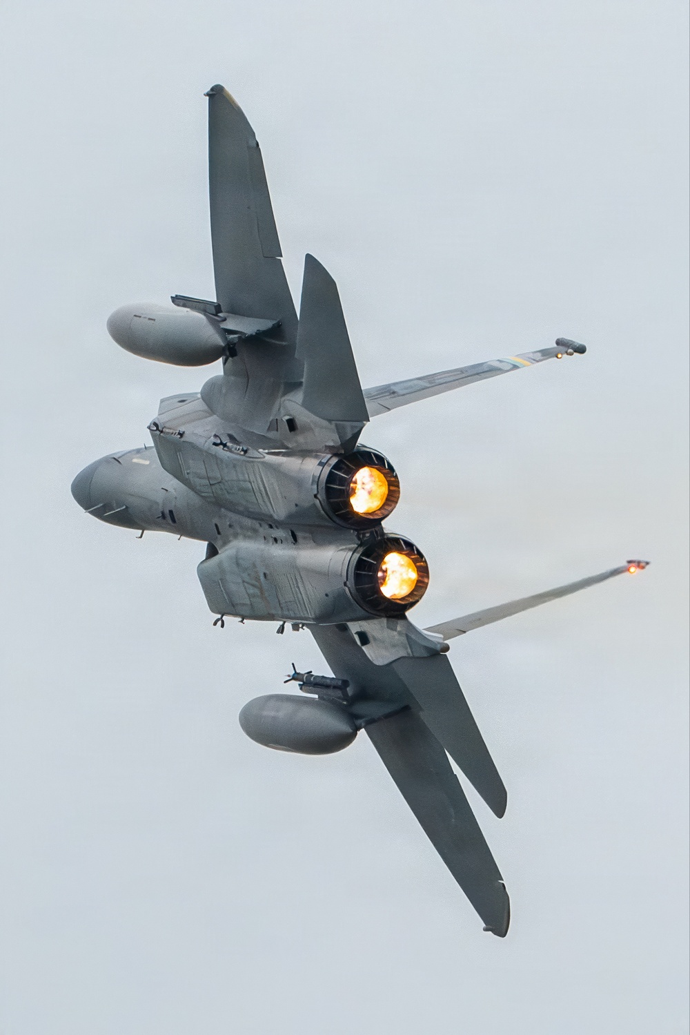 Military aircraft showcase capabilities during Thunder Over Louisville air show