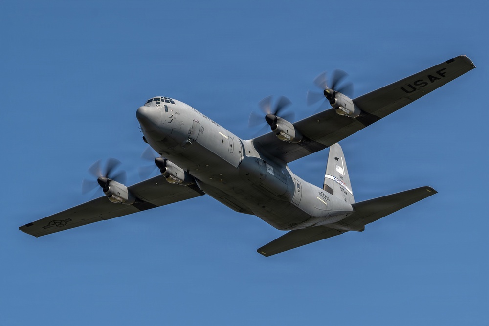 Kentucky C-130Js to fly in Thunder Over Louisville air show