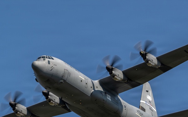 Kentucky C-130Js to fly in Thunder Over Louisville air show
