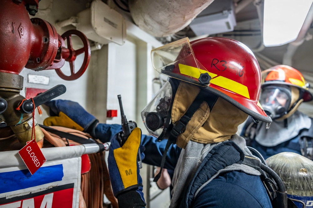 USS Iwo Jima Conducts Damage Control Training
