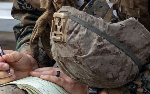 Marines with CLR-1 Conduct Combat Convoy Simulator Training