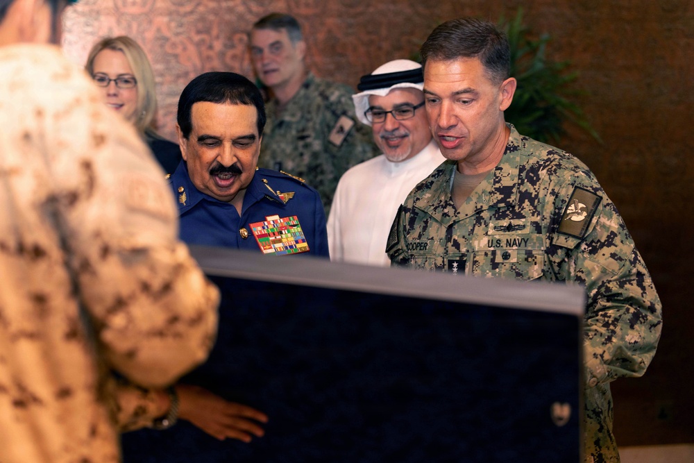 CENTCOM commander visits Bahrain