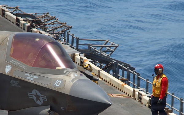 USS Tripoli F-35 flight ops