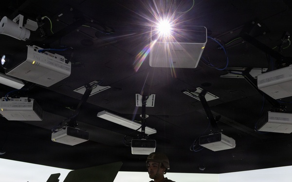 Marines with CLR-1 Conduct Combat Convoy Simulator Training