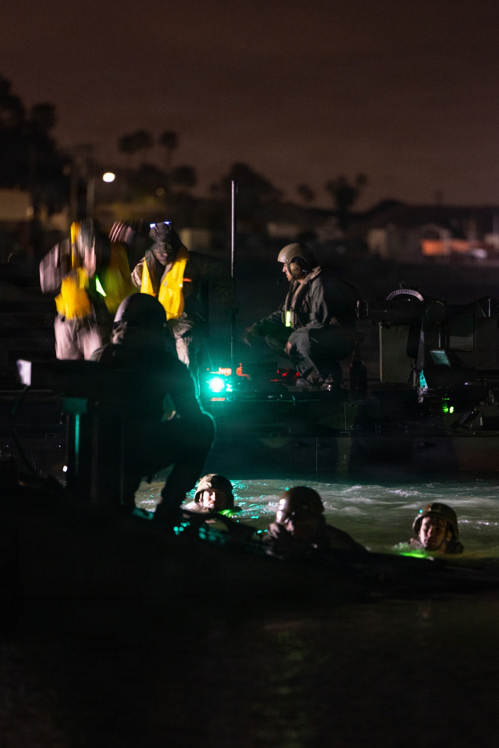 BLT 2/4 conducts ACV Water integration Training Program