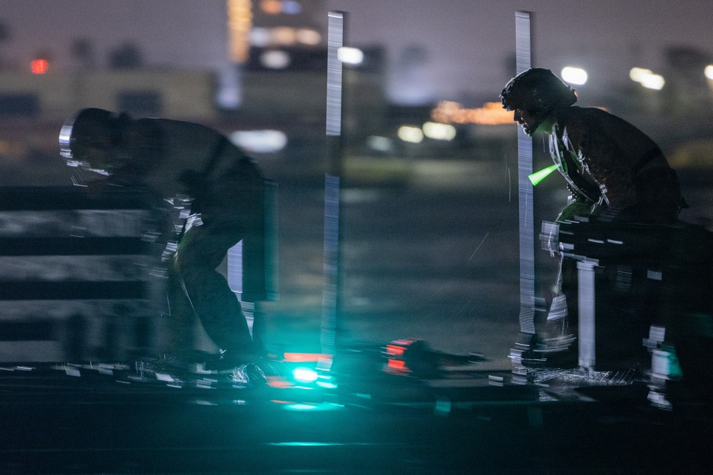 BLT 2/4 conducts ACV Water integration Training Program