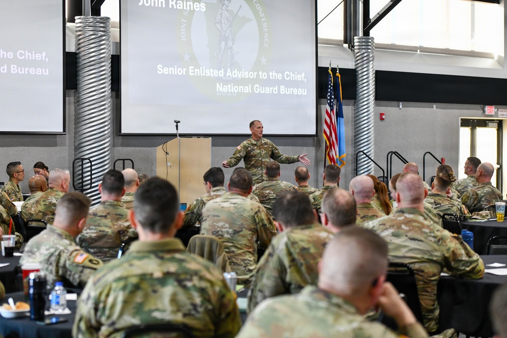 SEA John Raines Visits Minnesota National Guard