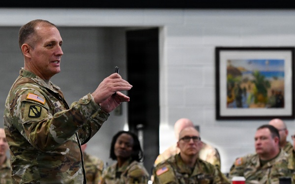 SEA John Raines Visits Minnesota National Guard