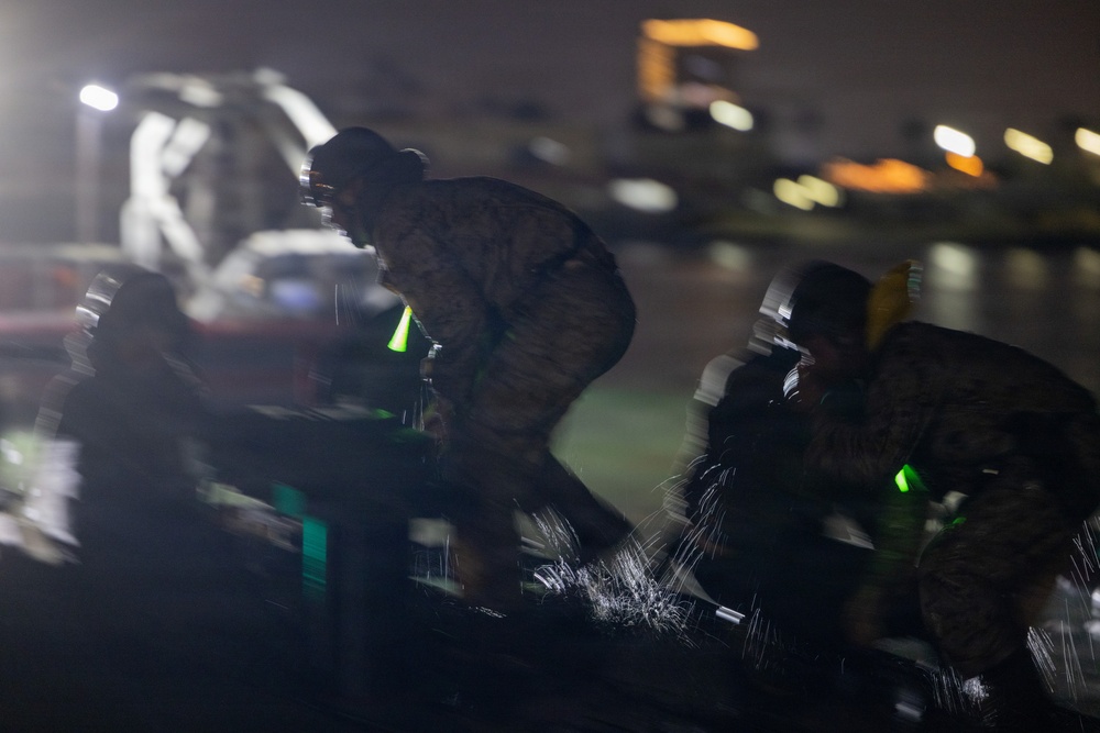 BLT 2/4 conducts ACV Water integration Training Program