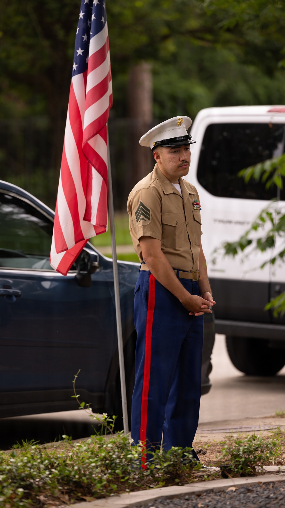 U.S. service members participate in wreath-laying ceremony at Fallen Warriors Memorial