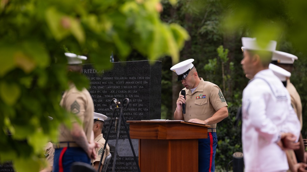 U.S. service members participate in wreath-laying ceremony at Fallen Warriors Memorial