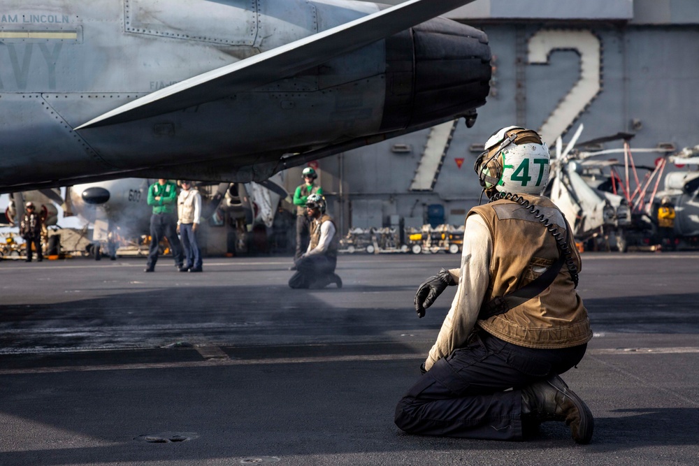 Abraham Lincoln Conducts Flight Operations