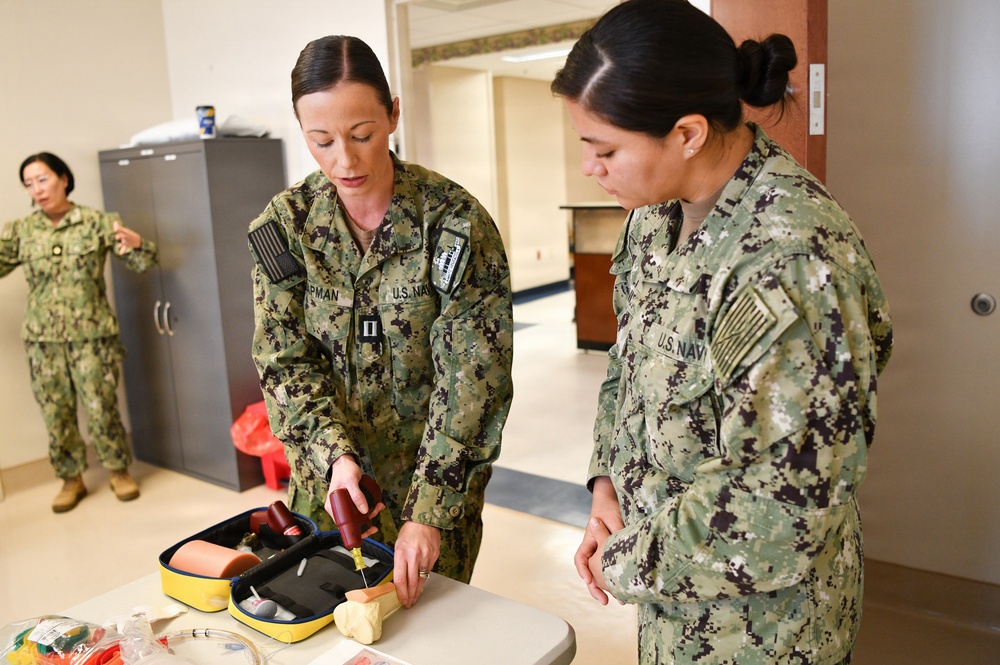 Sailors participate in an Advance Life Support (ALS) Class held by NMRTC Pensacola at Naval Hospital Pensacola