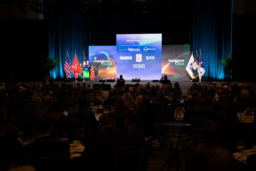CNO Delivers Keynote Address at Sea Air Space