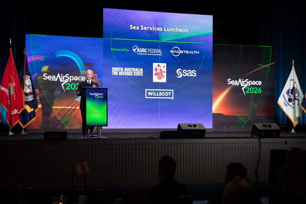 CNO Delivers Keynote Address at Sea Air Space