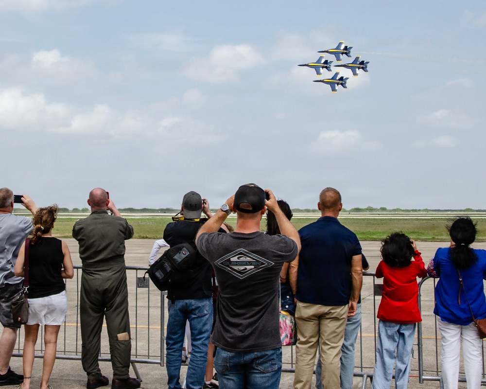 Blue Angels practice for Wings Over South Texas