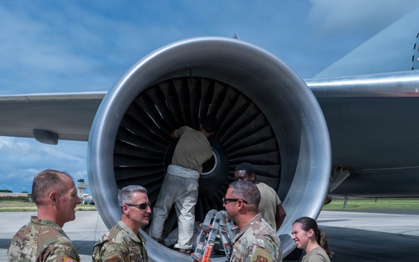 Nordhaus, Raines Visit Virgin Islands National Guard