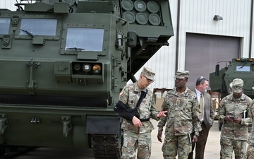 Red River highlights advanced manufacturing, OIB capabilities during AMC visit
