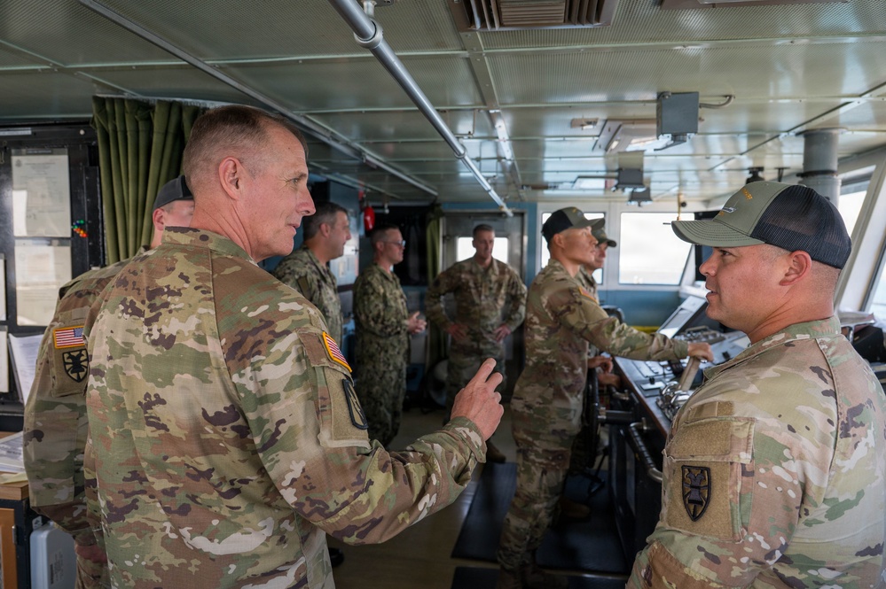 Nordhaus, Raines Visit Naval Station Guantanamo Bay