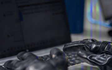 CLR-1 Conducts CPX in MOPP Gear