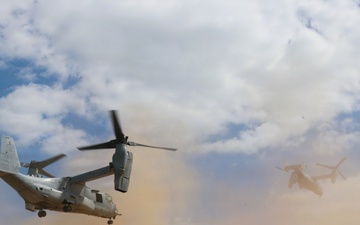 Soldiers and Marines Train Together in Rescuing of Downed Aviators.