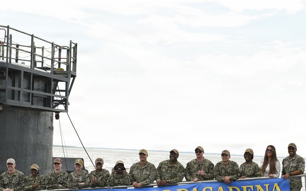 Sailor of the Year Candidates USS Pasadena (SSN 752) Tour