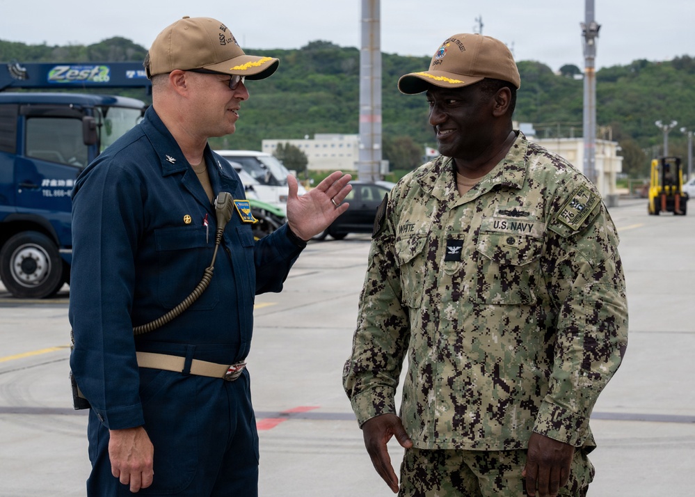 USS Blue Ridge Arrives to White Beach, Okinawa