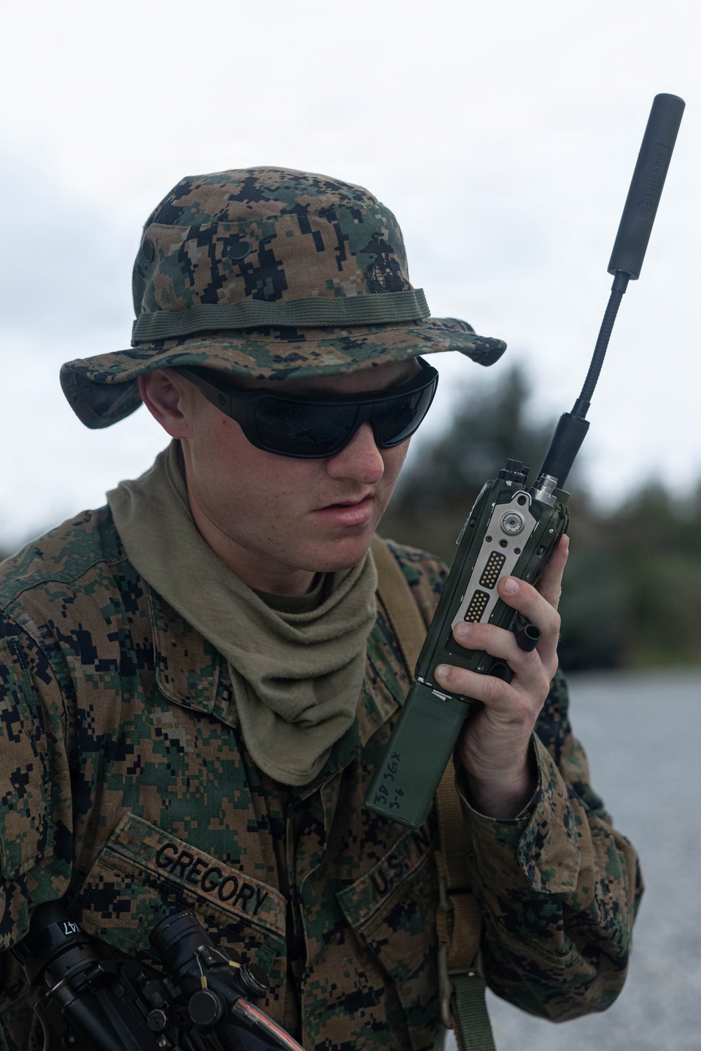 U.S. Marines and Sailors with Combat Logistics Regiment 35, 3rd Marine Logistics Group, Patrols