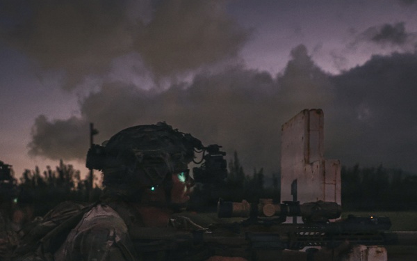 2-21 INF M7 NGSW RANGE NIGHT QUALIFICATION