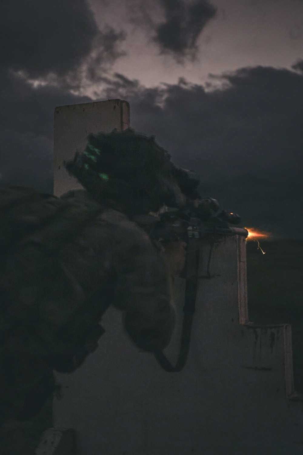 2-21 INF M7 NGSW RANGE NIGHT QUALIFICATION