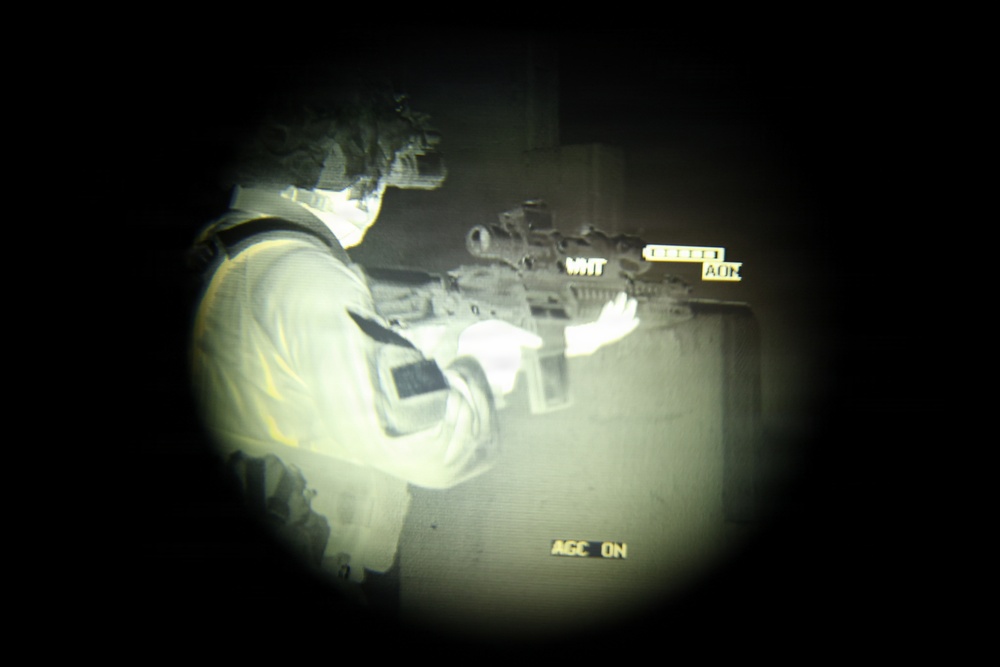 2-21 INF M7 NGSW RANGE NIGHT QUALIFICATION