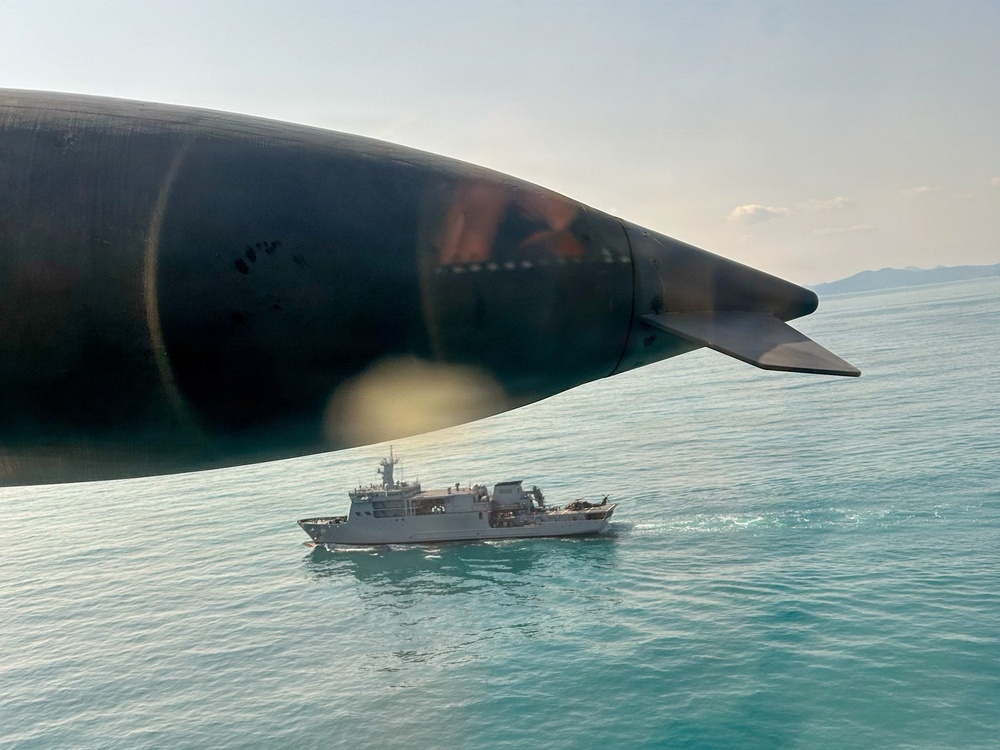 3-2 GSAB Conducts Deck Landing Qualifications