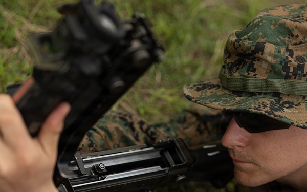 U.S. Marines and Sailors with Combat Logistics Regiment 35, 3rd Marine Logistics Group, Patrols
