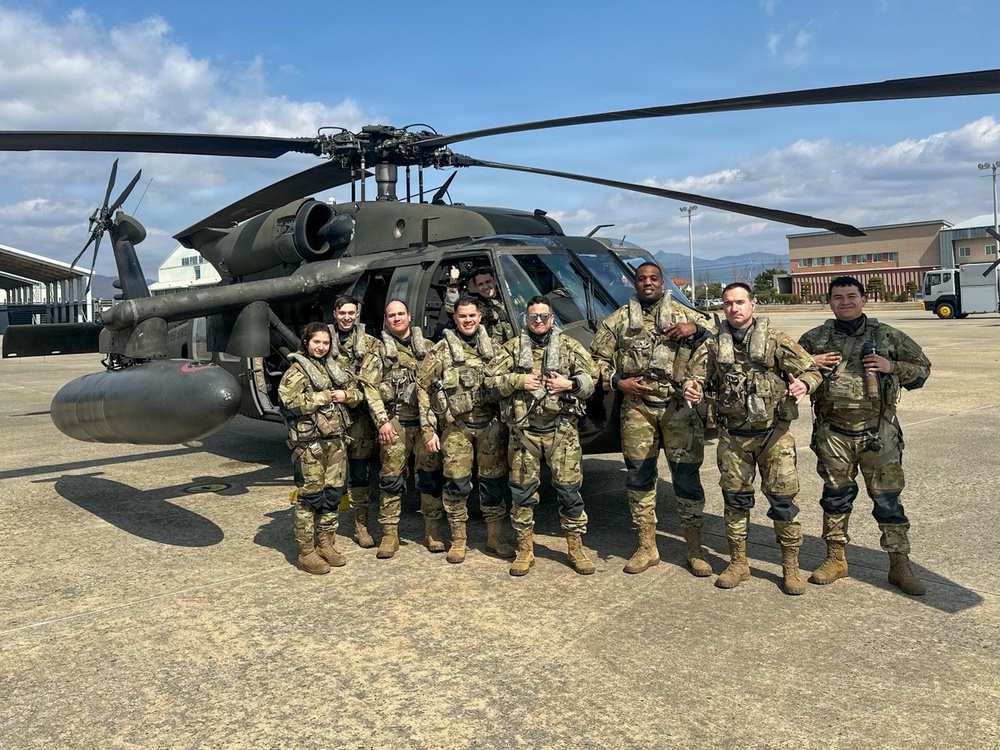 3-2 GSAB Conducts Deck Landing Qualifications