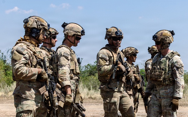 Tropic Lightning Soldiers Rehearse Break Contact for Salaknib 2026