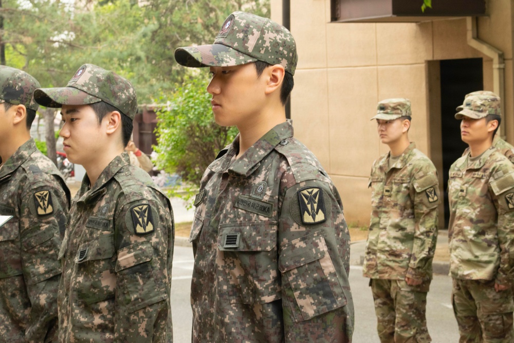 KATUSA Soldiers Recognized During ETS at Osan Air Base